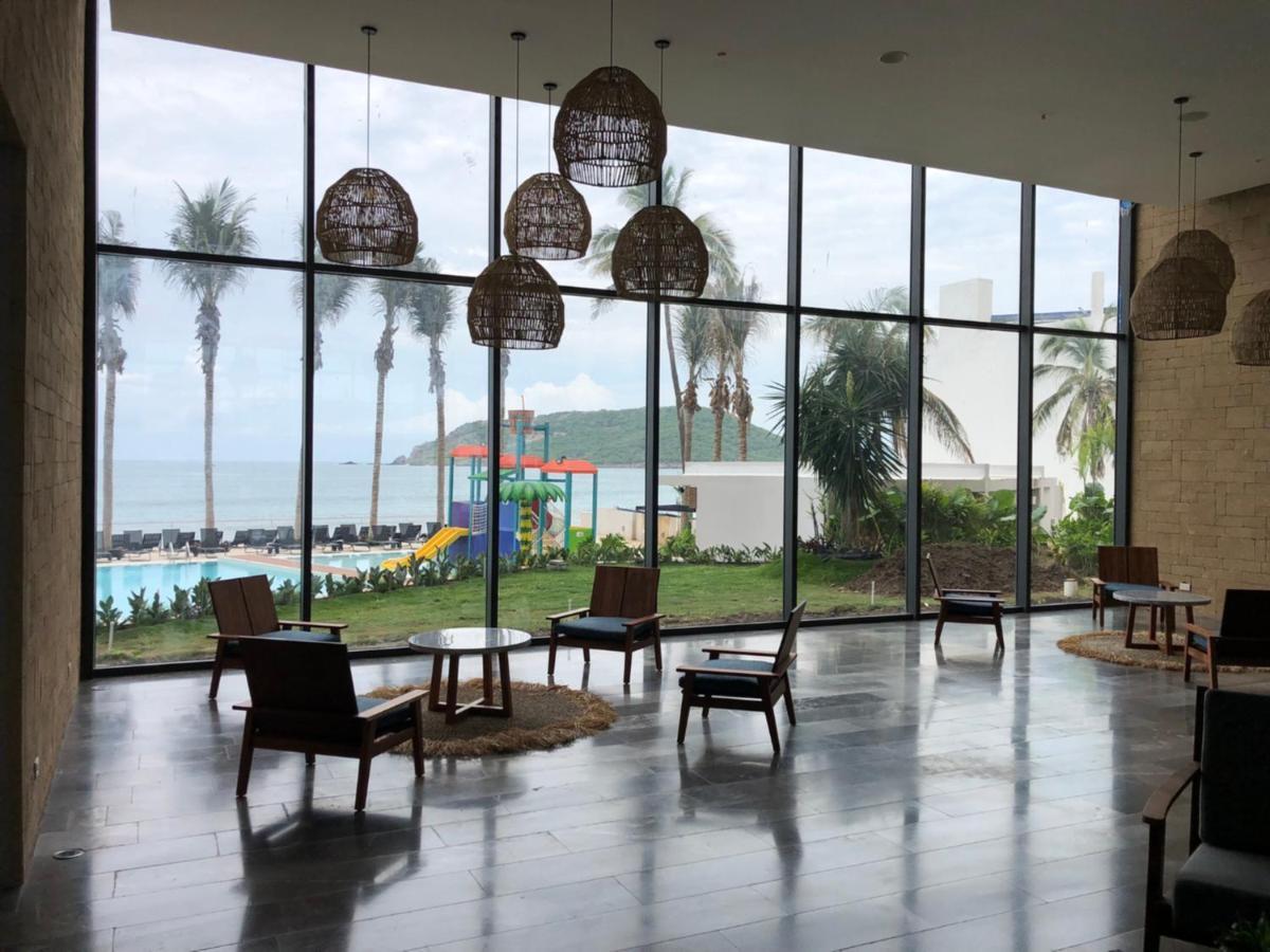 Viaggio Resort Mazatlan Exterior photo Lobby